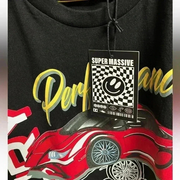 Super Massive Black Tshirt - Picture 3 of 4